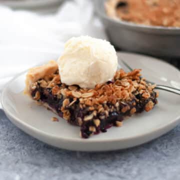 Feature image for our blueberry pie bars recipe.