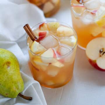 Feature image for our fall white wine sangria recipe.