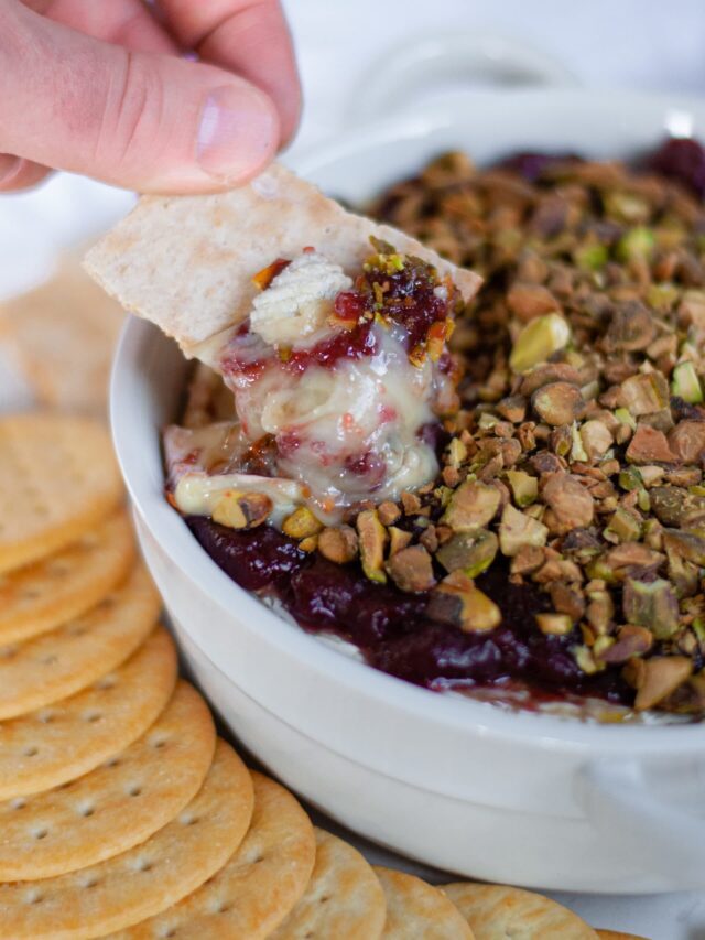 How to Make Baked Brie with Jam
