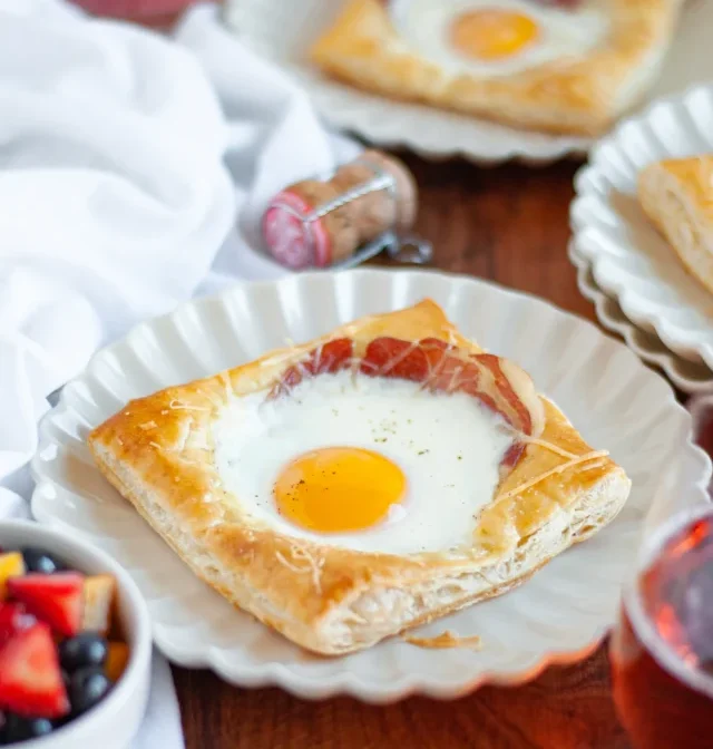 cropped-puff-pastry-egg-tarts.webp