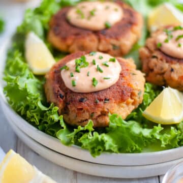 Feature image for our smoked salmon cakes recipe.