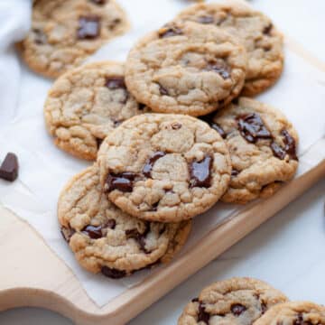 Feature image for our chewy chocolate chunk cookie recipes.
