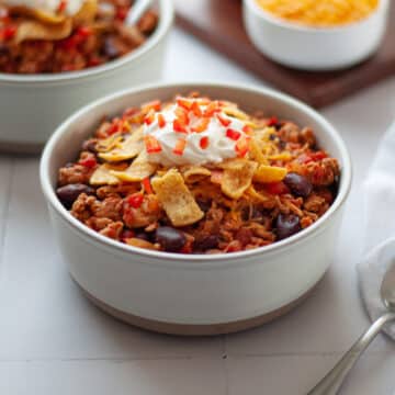 Feature image for our ground turkey chili recipes.