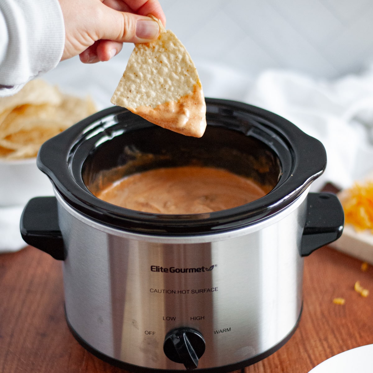 Best Crockpot 3-Ingredient Chili Cheese Dip 