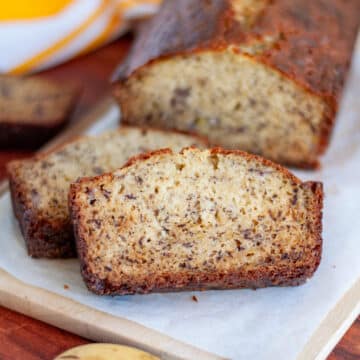 Feature image for our homemade banana bread recipe.